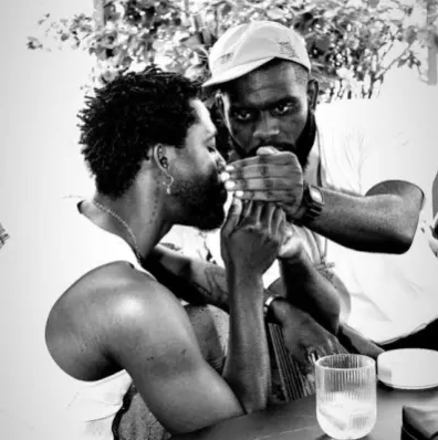 Omah Lay - Angels Ft. Odumodublvck